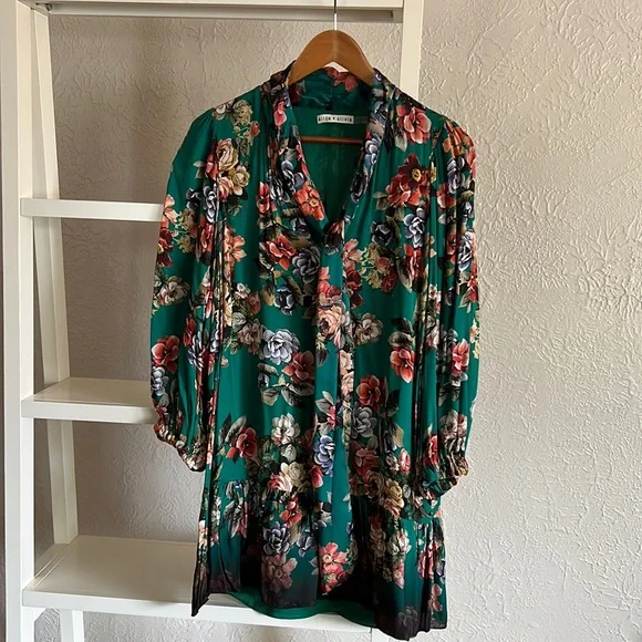 Alice + Olivia | Dresses | Alice Olivia Green Floral Dress | Poshmark